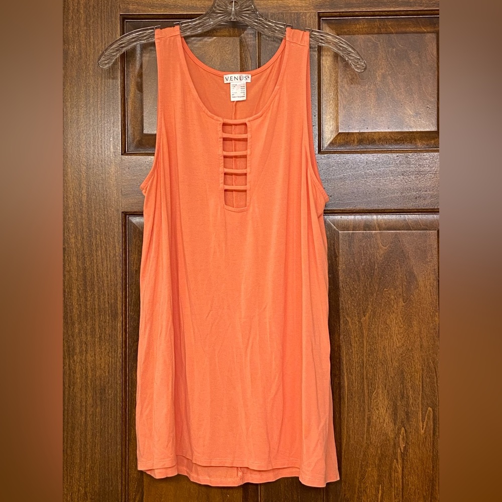 Venus tank top. Large